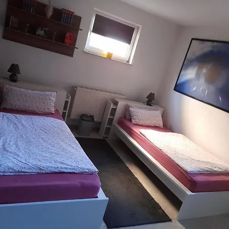 Zimmervermietung Bully Meyenburg (Uckermark)